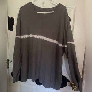 Long sleeve tee